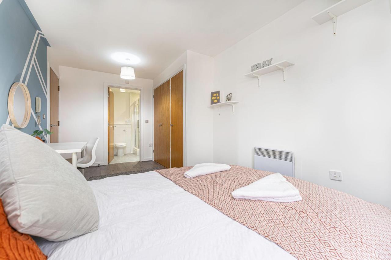 Jkg Property Solutions Presents Cosy City Apartment Coventry Buitenkant foto