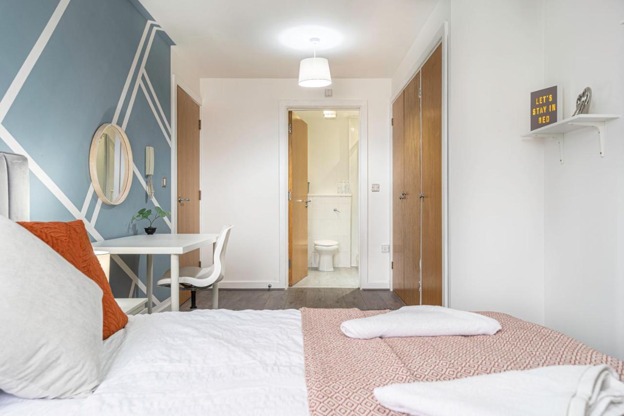 Jkg Property Solutions Presents Cosy City Apartment Coventry Buitenkant foto