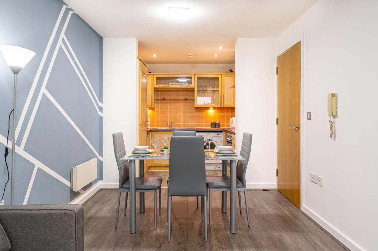 Jkg Property Solutions Presents Cosy City Apartment Coventry Buitenkant foto