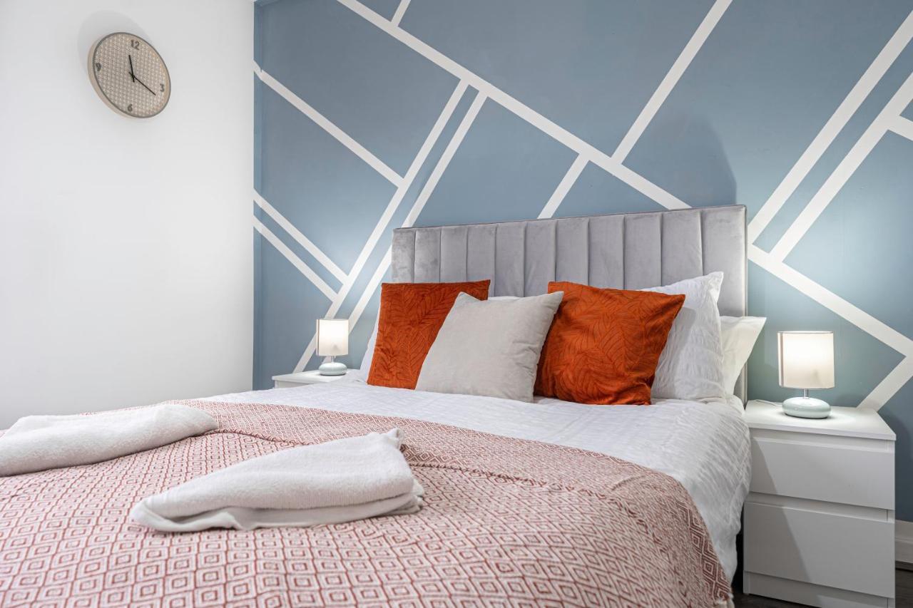 Jkg Property Solutions Presents Cosy City Apartment Coventry Buitenkant foto