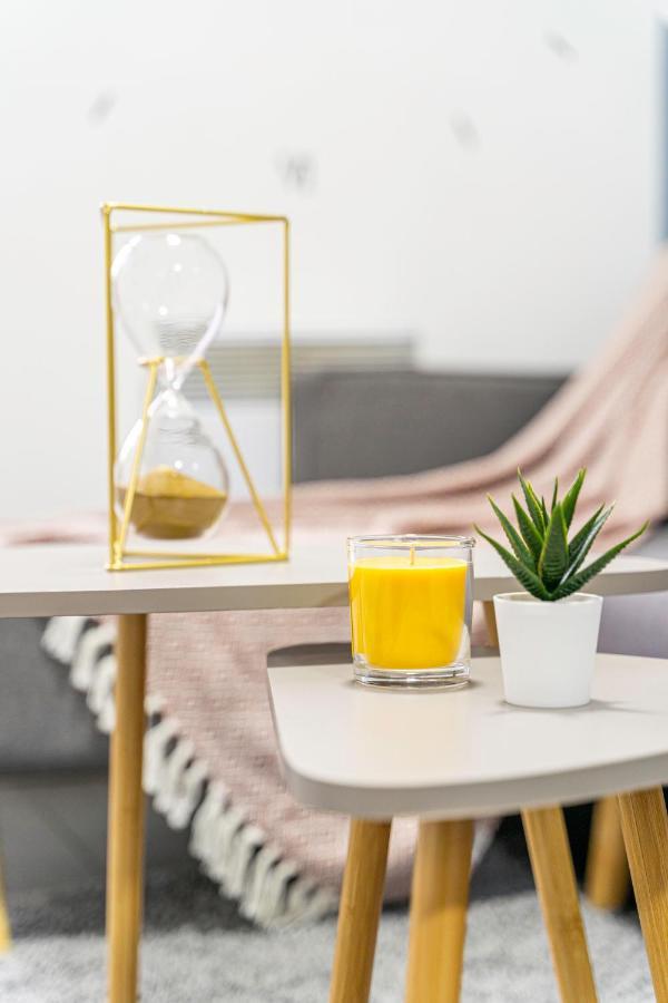 Jkg Property Solutions Presents Cosy City Apartment Coventry Buitenkant foto