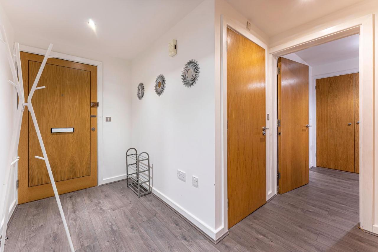 Jkg Property Solutions Presents Cosy City Apartment Coventry Buitenkant foto